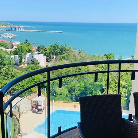 Queenview 7 - куинвю 7 بالشيك